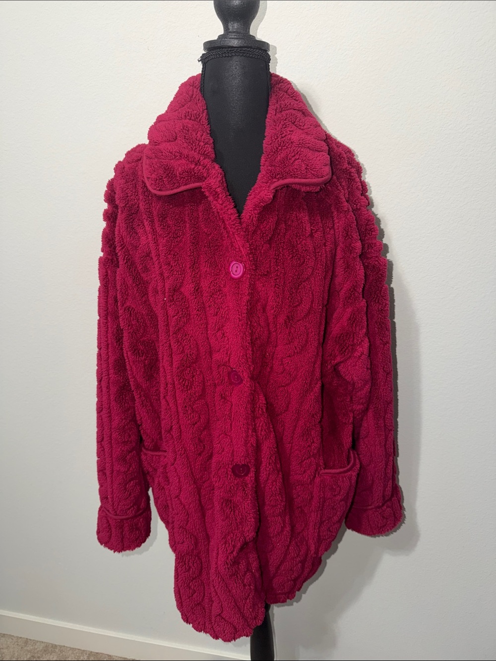Stan Sherman - Cozy Women's Plush Button-short robe - Deep Raspberry WI1